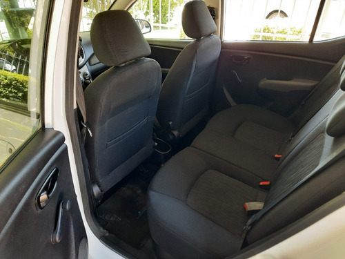 Imagen 13 de 13 de Hyundai I10 1.2 2011