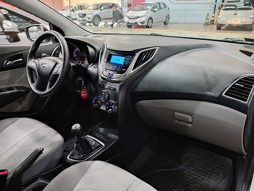 Imagem 15 de 15 de Hyundai Hb20s 1.0 Comfort Style 12v