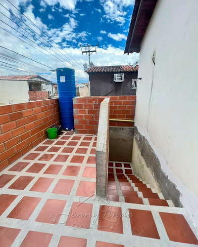 Se Vende!!! Casa En La Urbanización La Orquidea Maracay Aragua