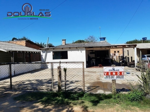 Casa 04 Dormitórios / Ótima Localização Morro Grande - 1517