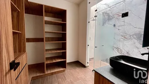 Venta Casa 4 Ambientes Los Olivos