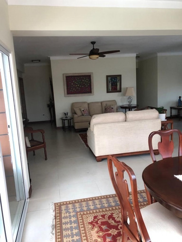 Imagen 2 de 12 de Apartamento Amueblado En Evaristo Morales En Alquiler