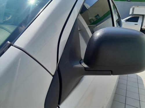Nissan Versa 1.6 A/C Mt