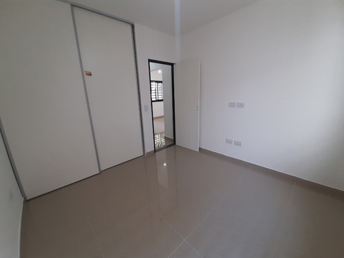 Imagen 6 de 12 de Casa Ph En Venta En Ituzaingo Norte