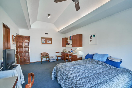 Casa En Venta En Barrio River