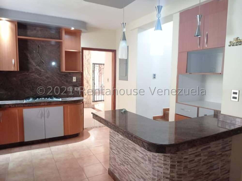 Imagen 11 de 30 de Townhouse En Venta Las Delicias Moderno 277m2 Estef 23-19834
