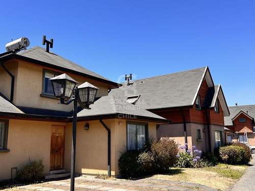 Se Vende Casa Modelo Caburga En San Pedro Del Valle.