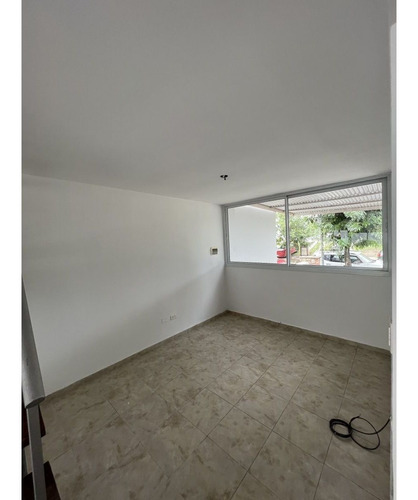 Imagen 8 de 25 de B° La Catalina - Duplex 3 Dormitorios! Oportunidad!!