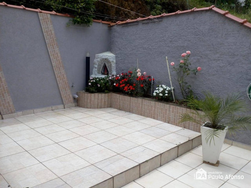 Casa Com 3 Dormitórios À Venda, 317 M² Por R$ 830.000 - Centro - Poços De Caldas/mg. - Ca1403