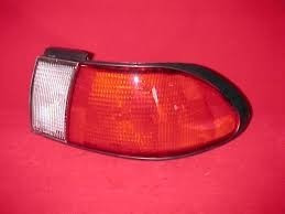 Farol Trasero Nissan Sentra 1999-2001