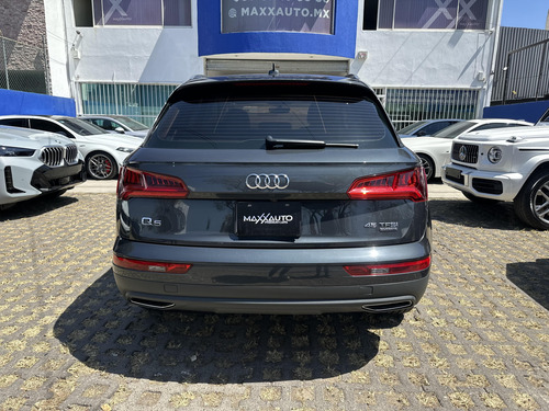 Audi Q5 2.0 L 45 Tfsi Dynamic Dsg