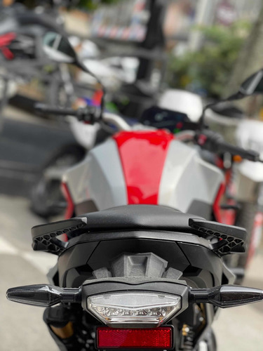 Bmw 900r Sport