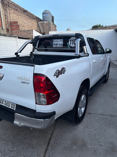 Toyota Hilux Pick-Up 2.8 Cd Srv 177cv 4x4