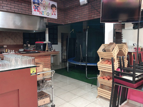 Se Traspasa Local Para Restaurante En Azcapotzalco