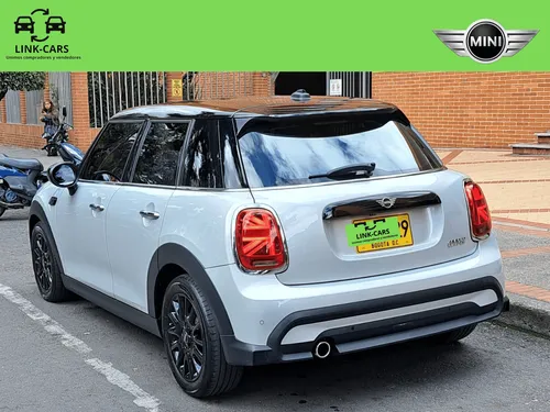 Mini Cooper 1.5 Clásico 5p.