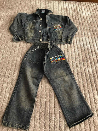 Conjunto Jeans Preto De Calça E Jaqueta Tamanho 4 (Usado)
