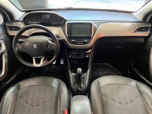Peugeot 208 1.6 Feline 2017
