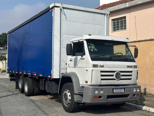 Vw 23210 Worker Cummins Baú Sider Com Plataforma Hidráulica