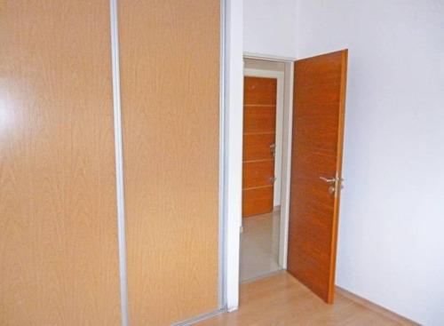 Imagen 10 de 12 de Moderno 2amb Al Frente Con Balcon Y Cochera- Se Acepta Pesos Ó Financiacion Hasta 50%. Oportunidad De Compra!!!