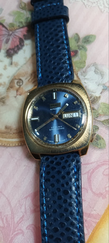 Vendo Bonito Yclásico Reloj En Excelente Estado Marca Peirce