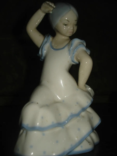 Figura De Porcelana Española Joven Bailando Buen Estado Tien