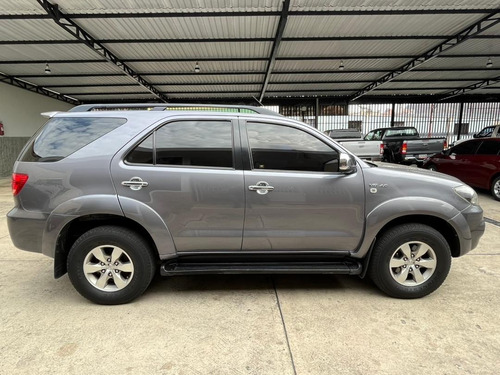 Imagen 4 de 15 de Toyota Fortuner