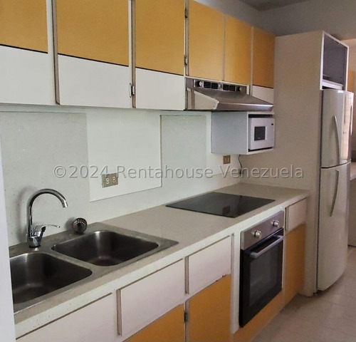 Km Apartamento En Alquiler En Altamira, Distrito Metropolitano