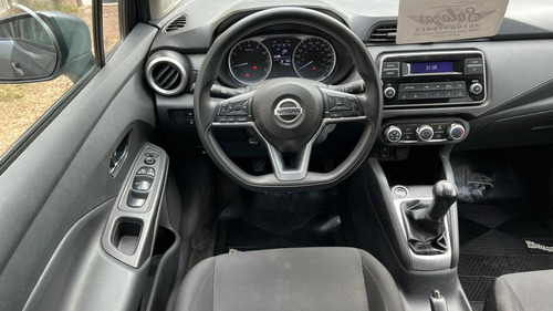 Nissan Versa 1.6 Sense