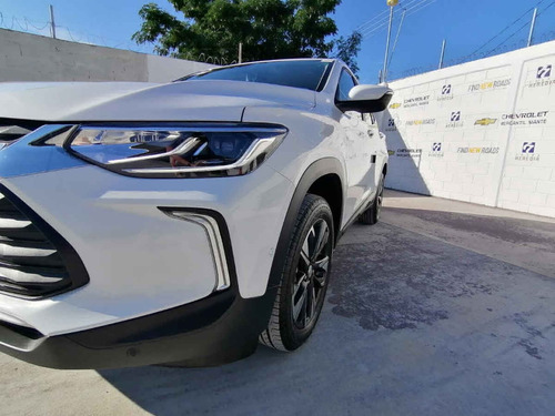 Imagen 1 de 15 de Chevrolet Tracker 2022 5p Premier L3/1.2 Aut