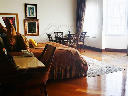 Casa De Lujo En Conjunto A La Venta La Toscana, Bosques De Las Lomas (v)