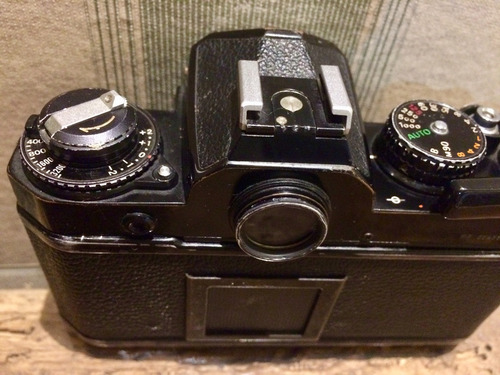 Câmera Nikon Fe Analógica 35mm Revisada Regulada Excelente (Usado)