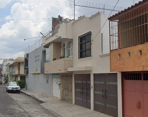 Casa - Remate Bancario - Benito Juárez - Col. Industrial - Morelia - Michoacán - Scrr