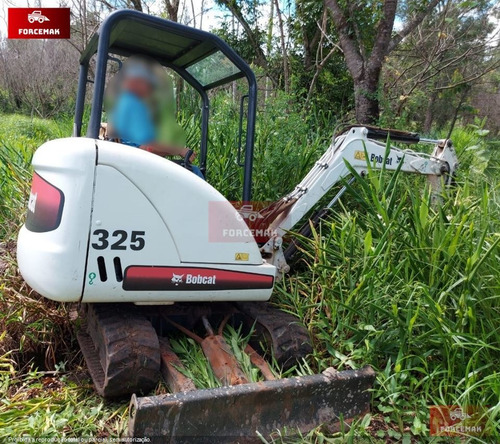 Imagem 3 de 8 de Mini-escavadeira Bobcat 325 Ref.208446
