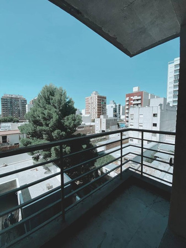 Imagen 17 de 19 de 1 Dormitorio - Balcon - 47 Mts - A Estrenar