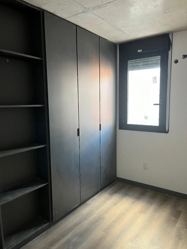 Venta Apartamento 2 Dormitorios Con Garaje Y Terraza En Pocitos