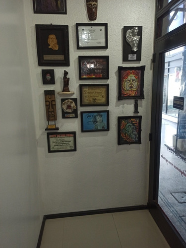 Imagen 2 de 13 de Local Comercial Entre Las Principales Calles De Sayago