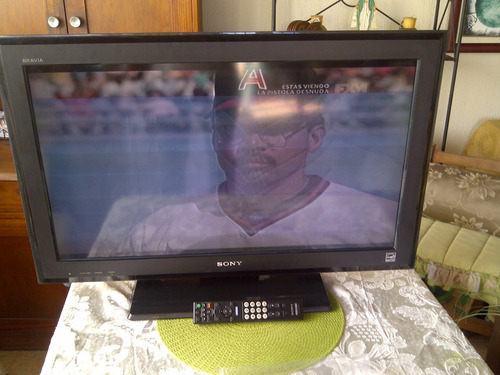 Televisor Sony 32 Pulgadas Usado Con Detalle En La Pantalla