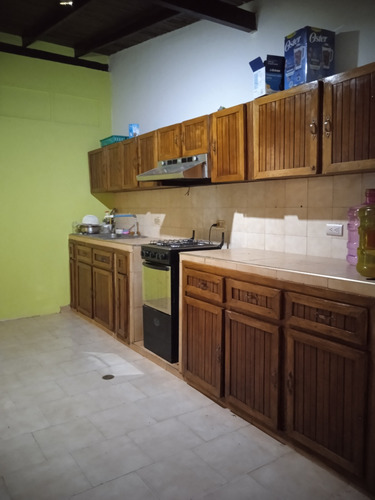 Beraca 005 En Venta Casa Urbanización Privada Don Genaro Sector Los Samanes