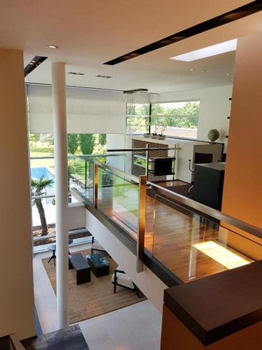 Imagen 26 de 30 de Casa En Venta En Castores 1, Nordelta, Lote Interno A Bosque