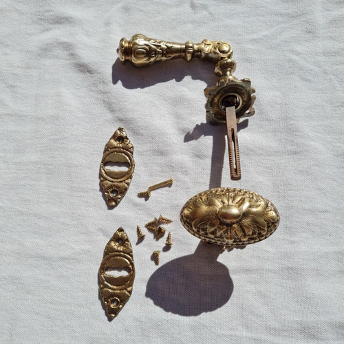Picaporte Y Manija Pomo En Bronce Macizo Tipo Antiguo