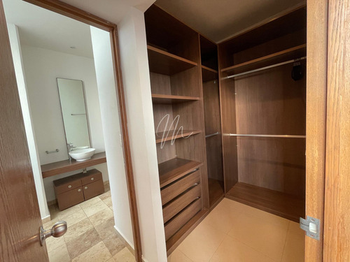 Departamento En Venta Con O Sin Muebles En Isola, Cancún