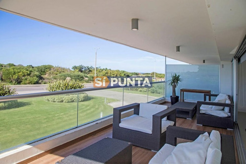 Imagen 2 de 16 de Apartamento En Venta - Brava