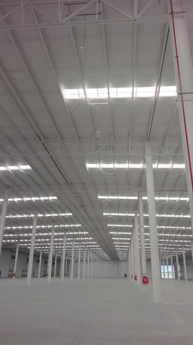 Nave Industrial En Renta En Santa Rosa Jáuregui Querétaro 40,000 M2