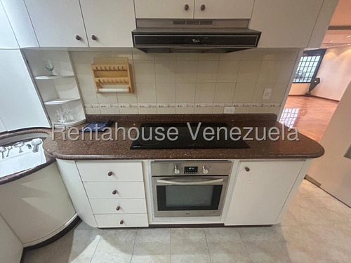 Amplio Apartamento En Alquiler En Alto Hatillo #25-13619 Josmary Sanjuan