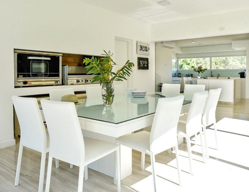 Imagen 9 de 22 de Casa En Venta - 5 Ambientes - Barrio Costa Esmeralda