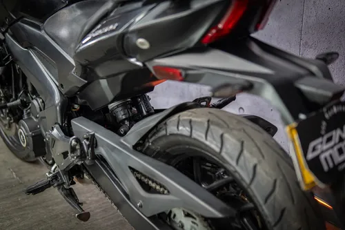 Bajaj Dominar 250 2022