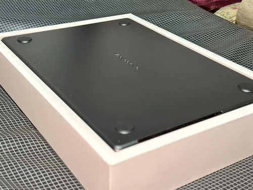 Macbook Pro M3 Pro 1tb 18gb Ram Como Nueva Negro