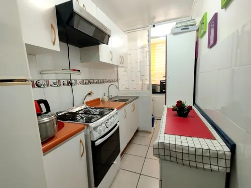 Barrio Las Rosas / Metro Monte Tabor
