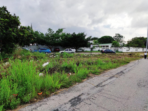 Terreno En Venta En Playa Del Carmen Escriturado Y Con Gran Plusvalia.