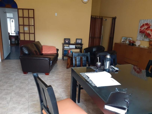 Importante Padrón 500 M2. Casa Más Apto.